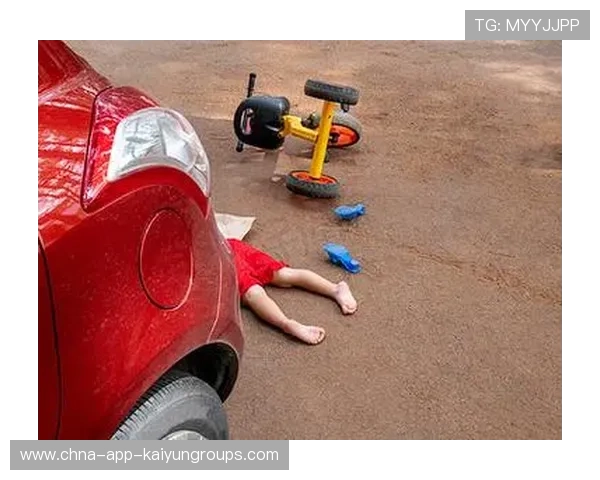 自行车赛摔车事件引关注，成都体育局积极应对，场地自行车摔跤视频